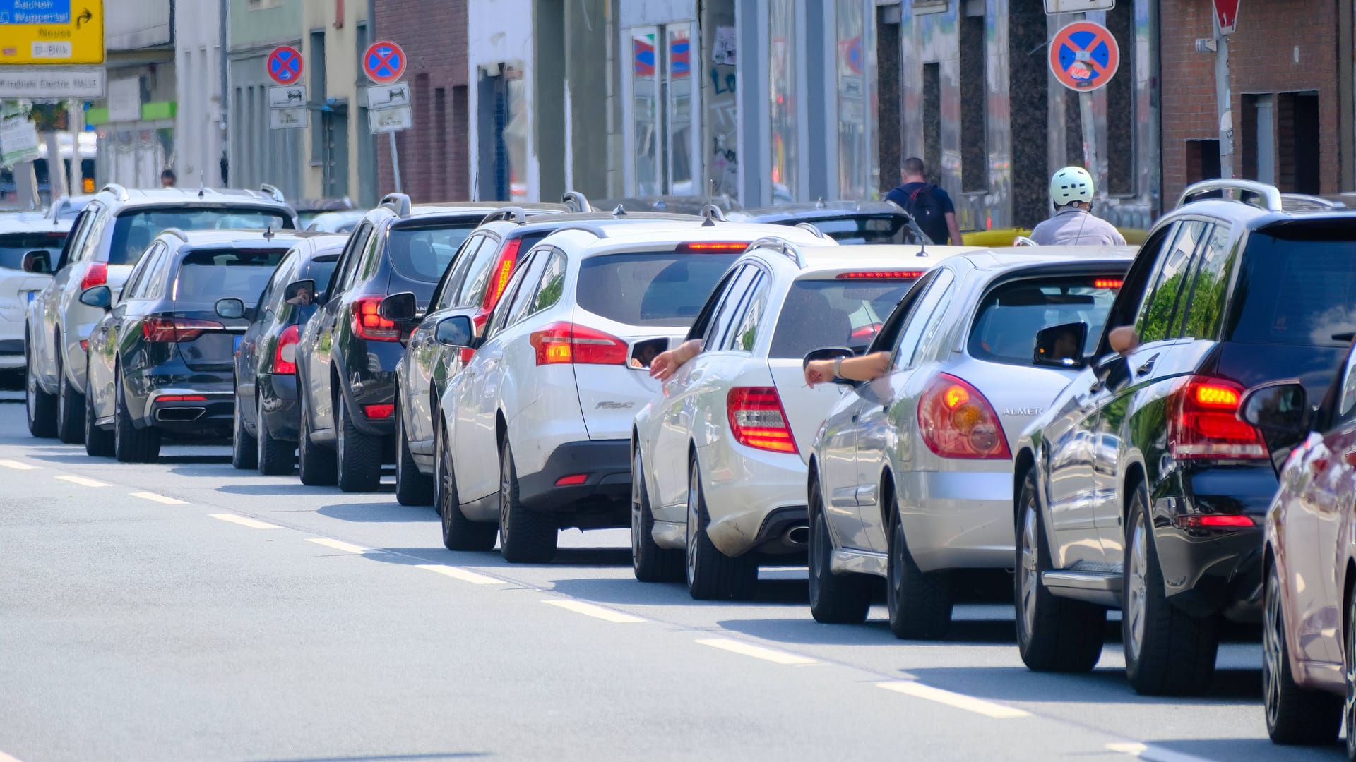 Prämie gegen Staus: Einwohner von Marburg bekommen Geld, wenn sie ihr Auto abmelden.