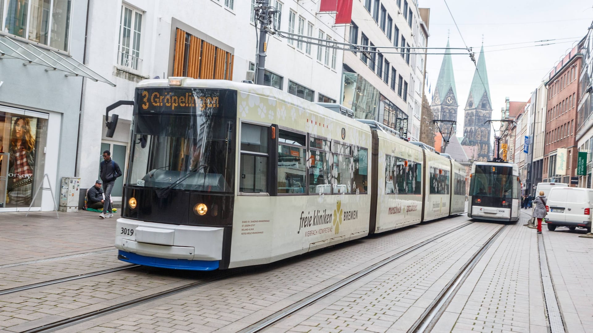 Straßenbahnlinie 3 der BSAG (Symbolbild): Fahrgäste müssen sich am Montag auf Umleitungen einstellen. Straßenbahnlinie 3 der BSAG (Symbolbild): Fahrgäste müssen sich am Montag auf Umleitungen einstellen.