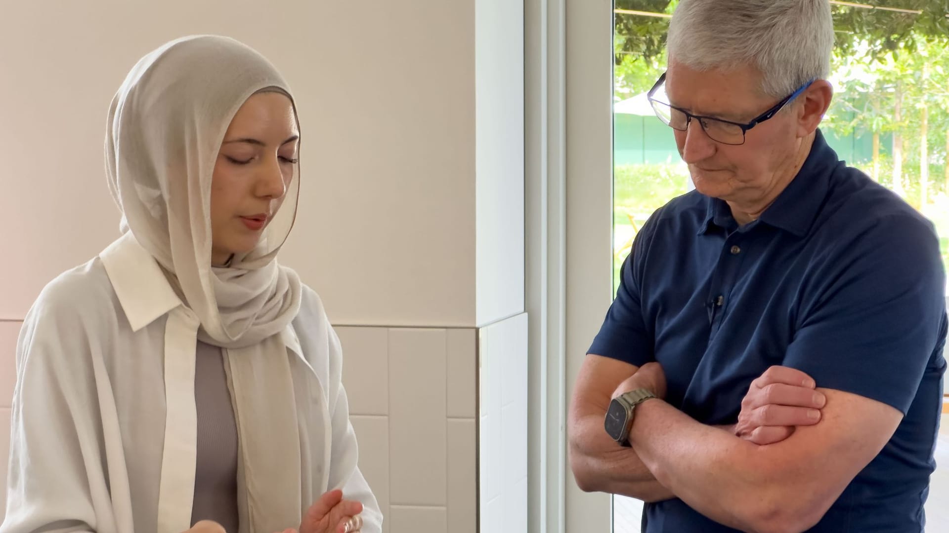 "Nachdem ich Vildan getroffen habe, weiß ich, dass sie eine vielversprechende Karriere vor sich hat", sagte der Apple-Chef nach der Präsentation der Dortmunderin.