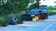 Hamburg: 18-jähriger Biker stirbt bei Crash mit Audi – 17-Jährige in Klinik