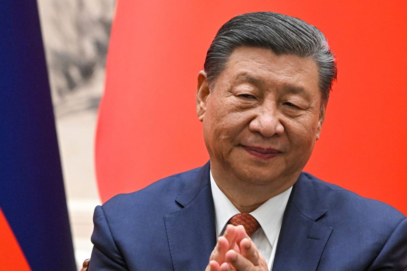 Xi Jinping reist aktuell in zahlreiche Regionen in der Welt: Die Ukraine hat der chinesischen Führung vorgeworfen, den Friedensgipfel in der Schweiz zu behindern.