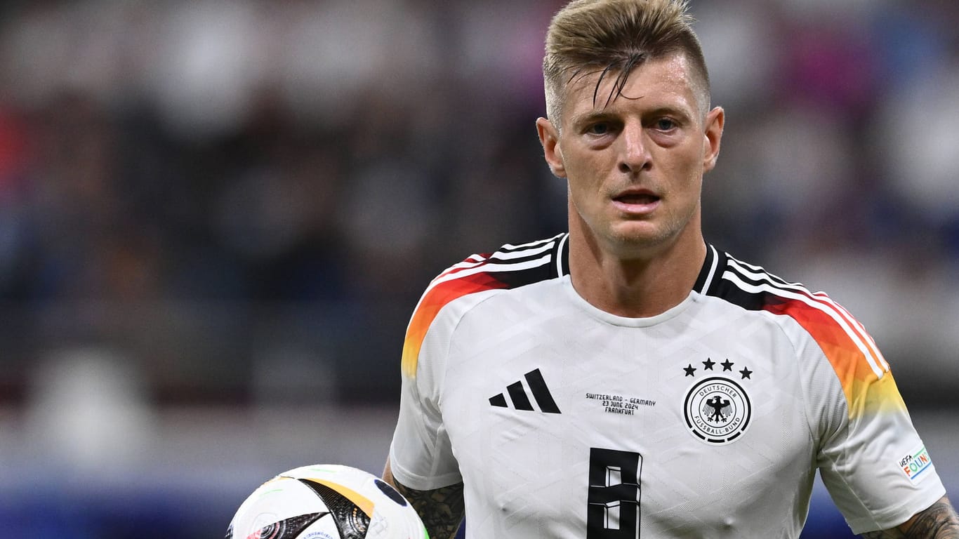 Toni Kroos: Die DFB-Elf und er müssen gegen Dänemark bestehen.