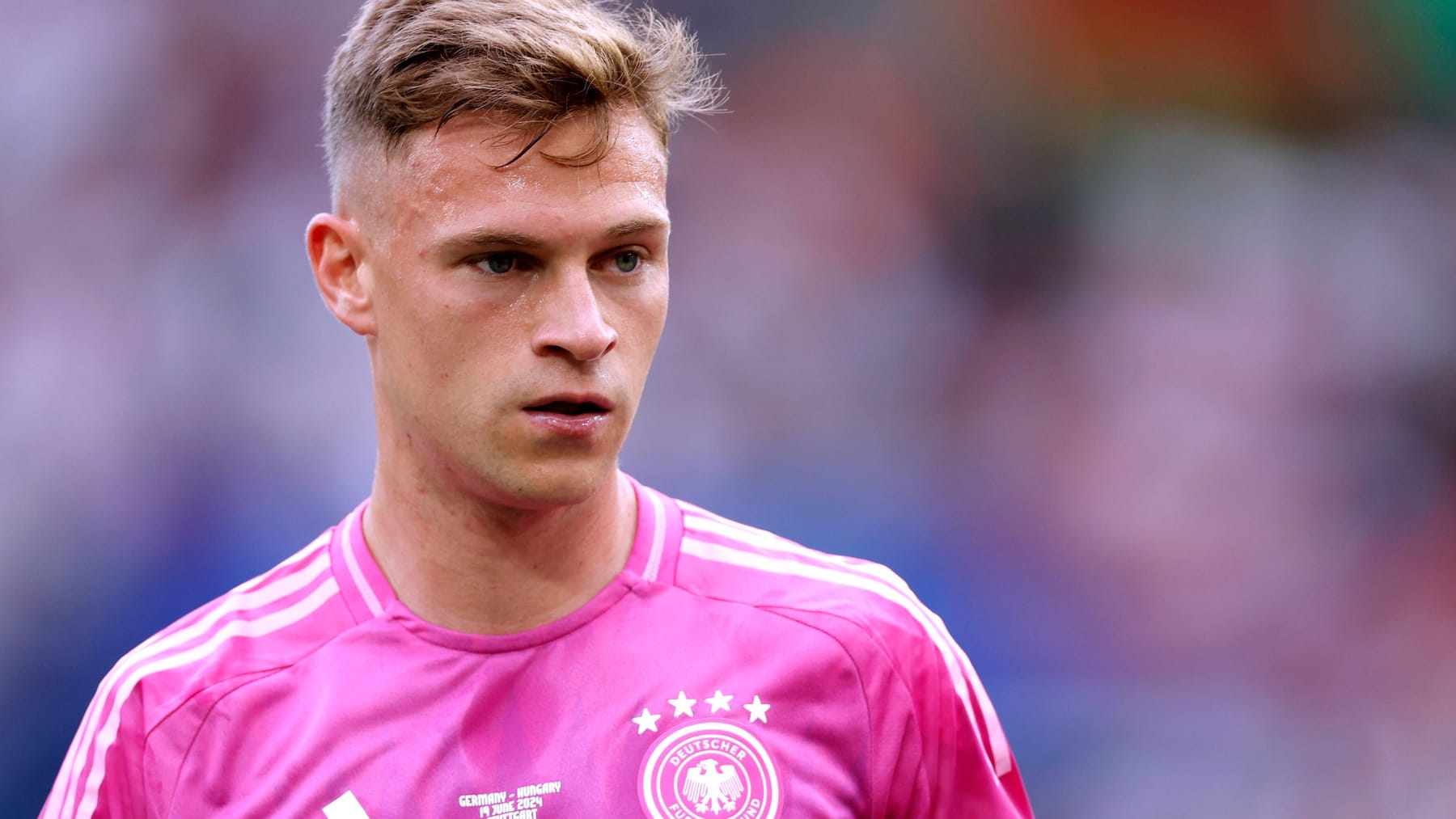 Joshua Kimmich habla sobre Krebstod con su amigo Tim Lobinger