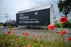 Mobile Tiny Church: Mini-Kirche auf Rädern und zum Ausleihen