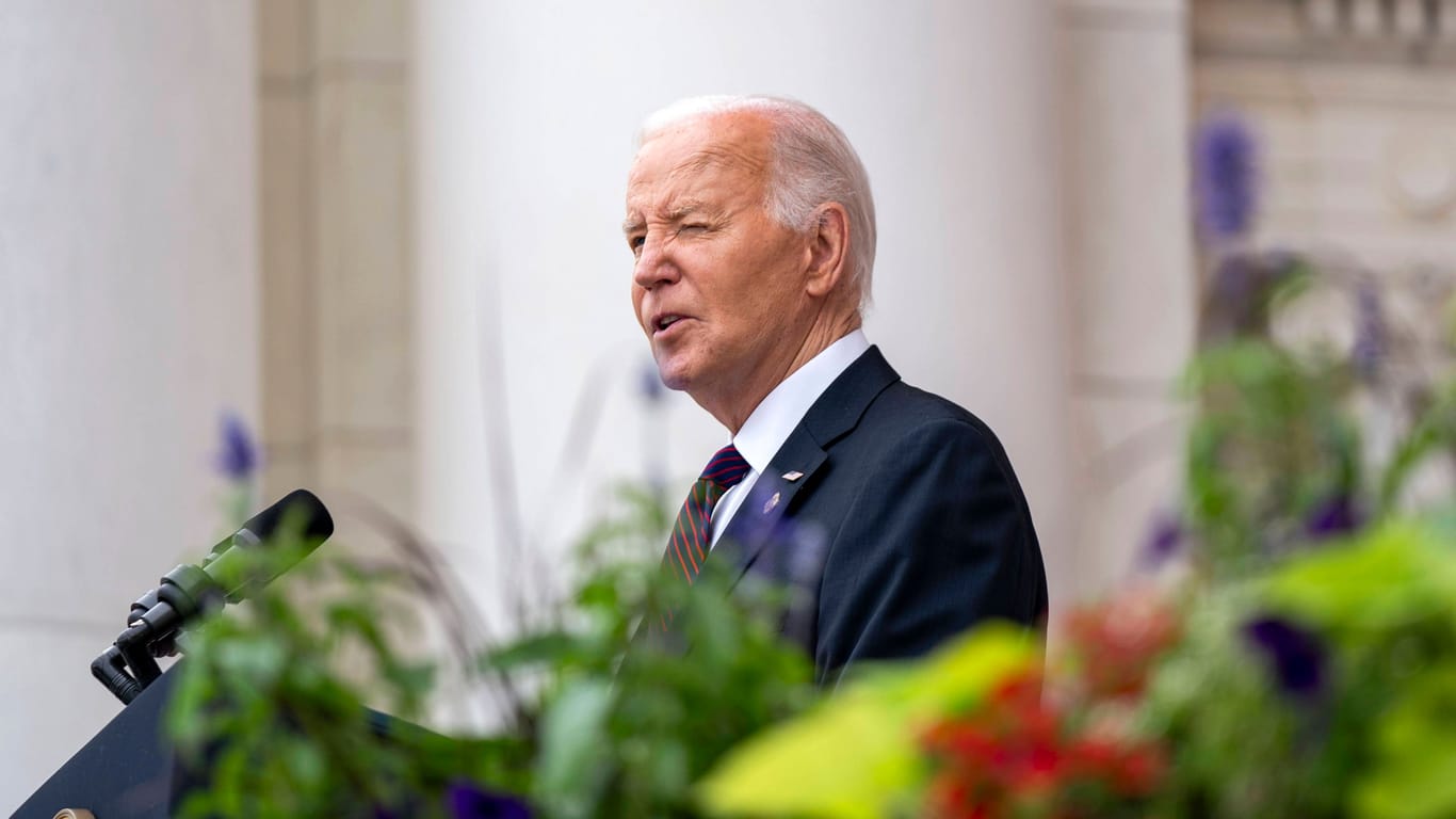 Joe Biden: Krimiautor Don Winslow wünscht sich, dass mehr über die Erfolg des US-Präsidenten gesprochen wird.