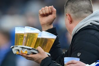 Beim ersten Spiel Englands bei der EM wird weniger Alkohol im Bier sein.