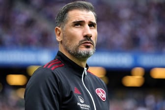 Cristian Fiél: Der Trainer tauscht den Nürnberg-Trainingsanzug gegen einen der Hertha ein.