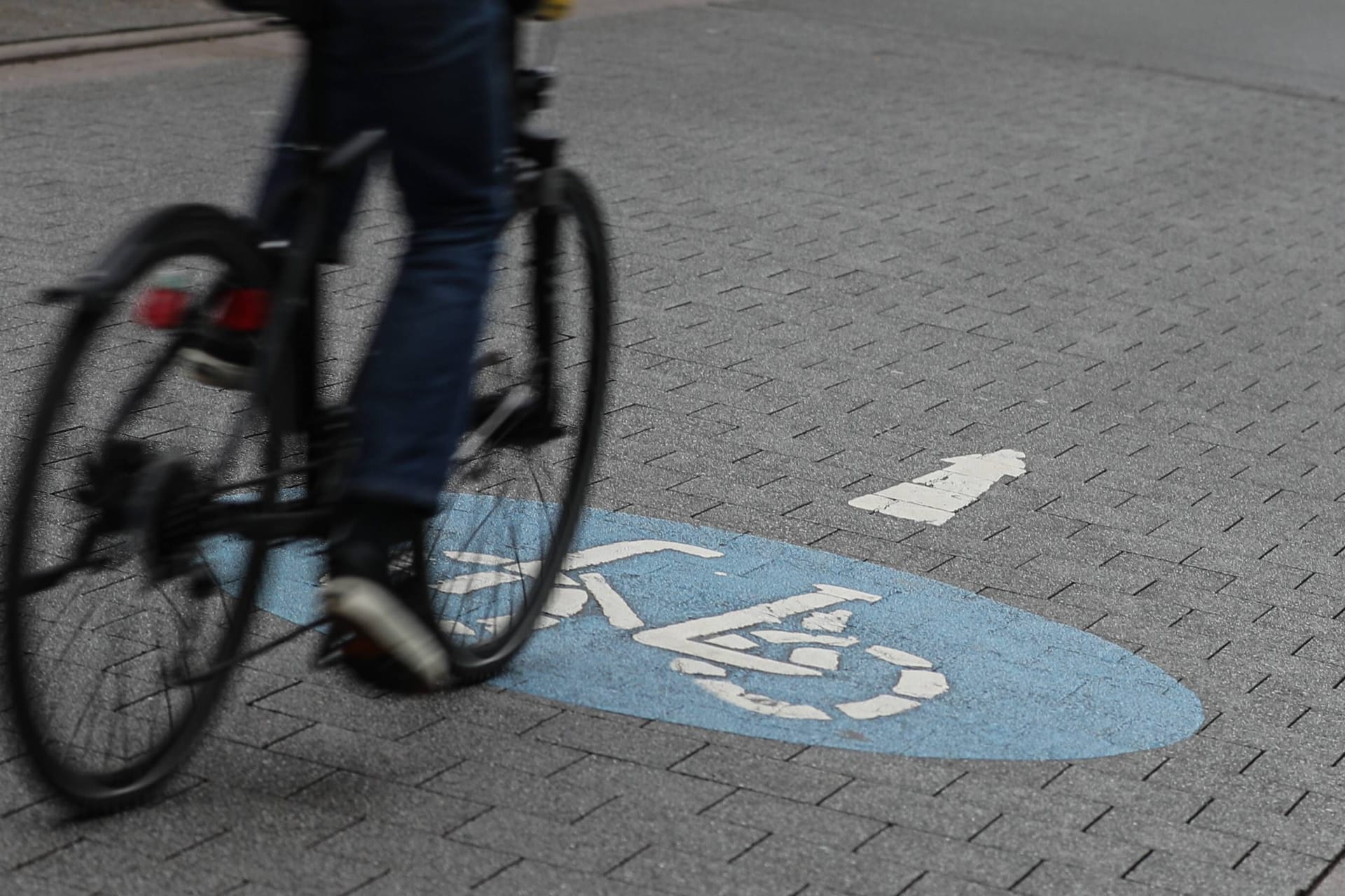 Fahrradstraße in Hannover (Symbolbild): Im Bezirk Südstadt-Bult werden Fahrradstraßen wieder zurückgebaut.