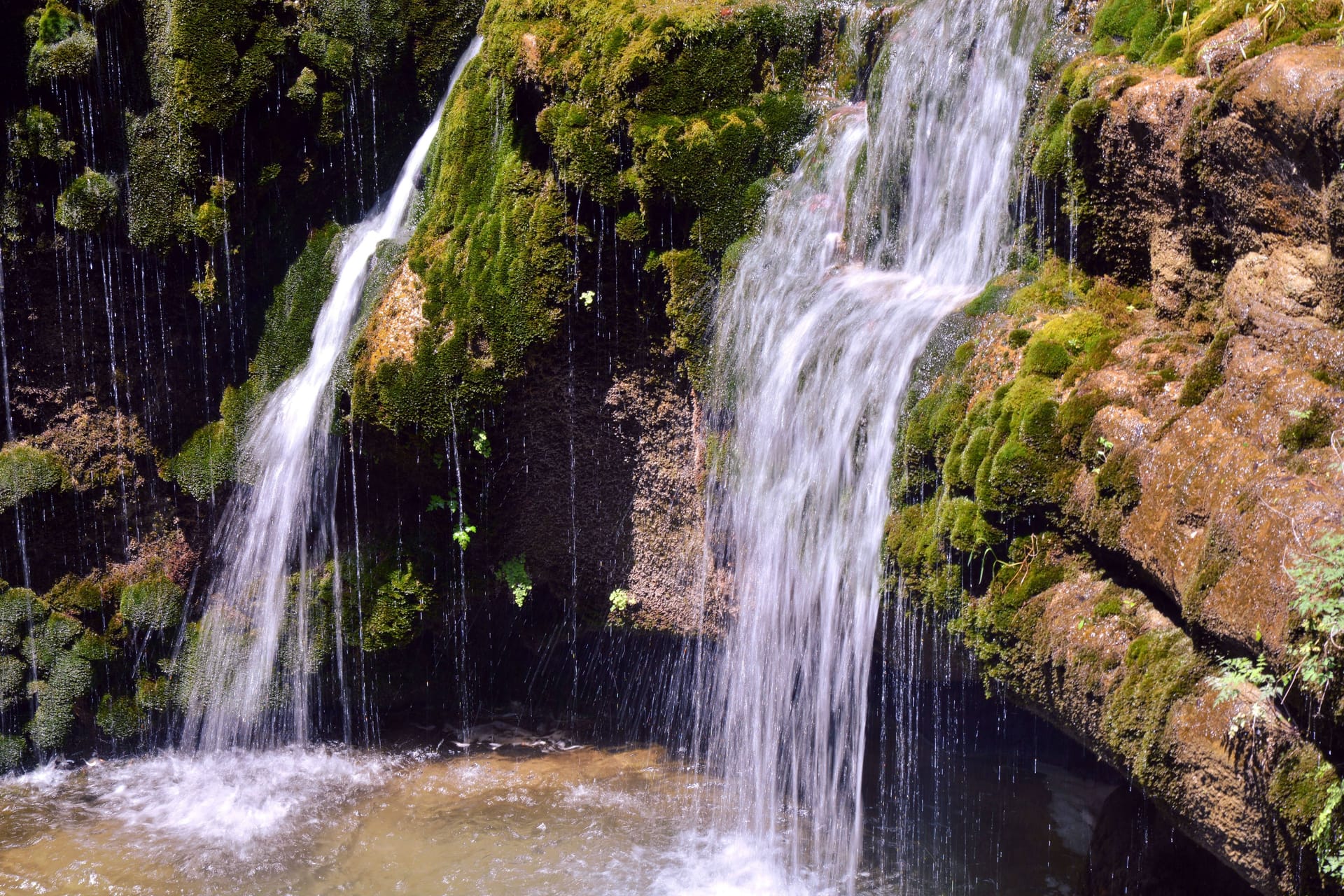 Zu schön, um wahr zu sein: Der Yuntai-Wasserfall in China.