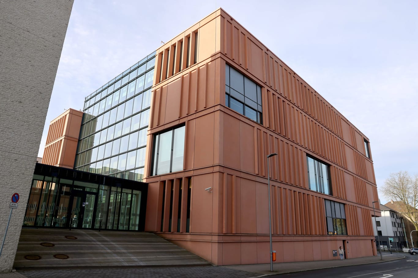 Landgericht in Bochum (Symbolfoto): Hier hat am Mittwoch ein Prozess gegen einen 30-Jährigen begonnen.