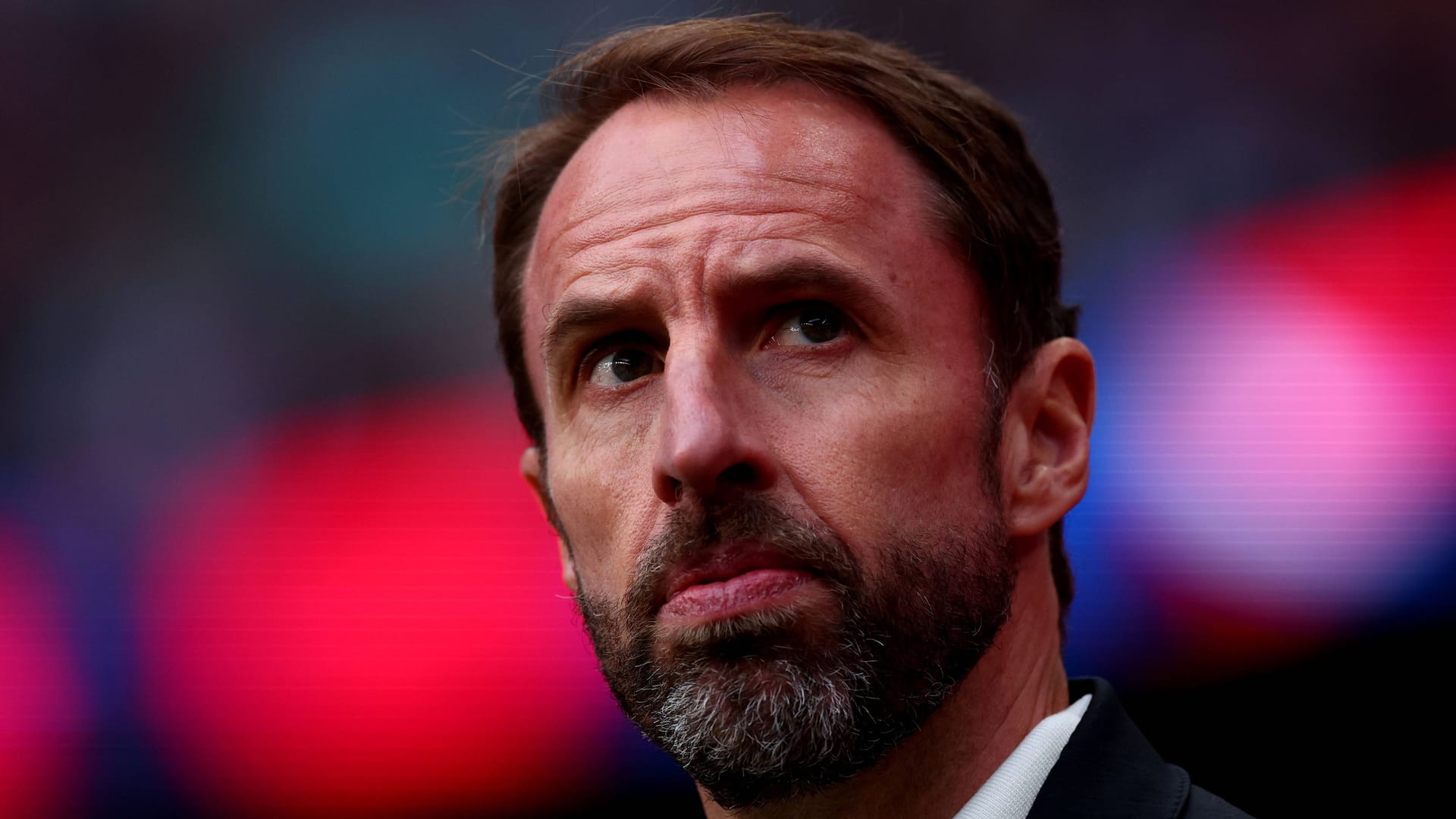 Gareth Southgate: Um den Nationaltrainer Englands gibt es kurz vor dem Turnier viel Unruhe.