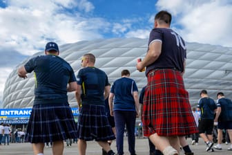 Schottland-Fans beim EM-Eröffnungsspiel in München (Symbolbild): Ein schottischer Fan starb während seines Besuchs in Deutschland.