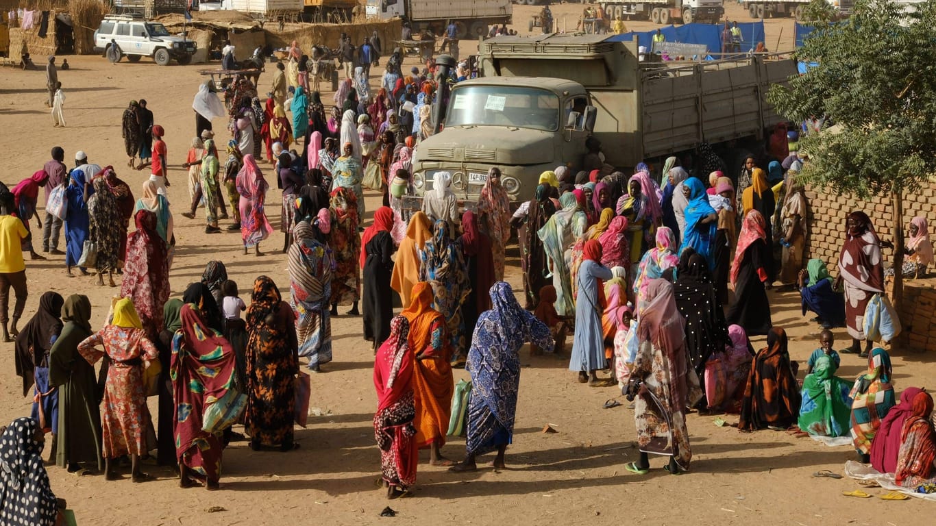 Sudan: In der Provinz Darfur sitzen Hunderttausende Zivilisten in der Falle.