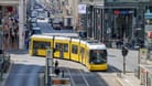 Straßenbahn der BVG (Archivbild): "Eine funktionierende Stadt setzt zwingend einen funktionierenden und attraktiven ÖPNV voraus"