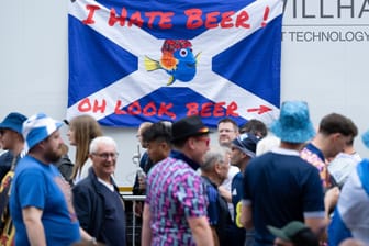 Schottische Fans in München