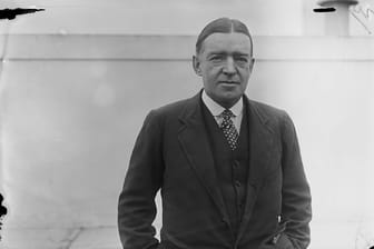 Der Polarforscher Sir Ernest Shackleton im Januar 1921: Das letzte Schiff des Forschers wurde gefunden.