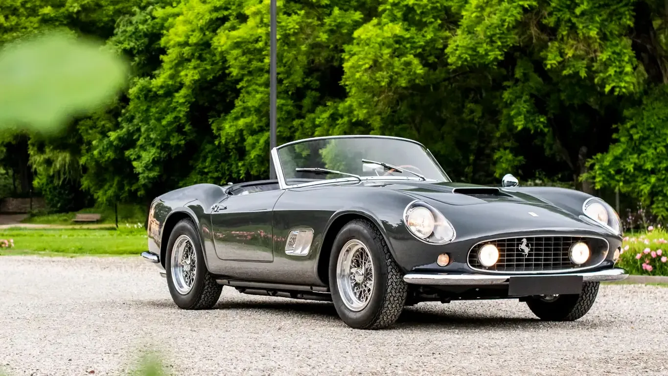 Er soll versteigert werden: Michael Ballacks Ferrari 250 GT SWB California Spider.