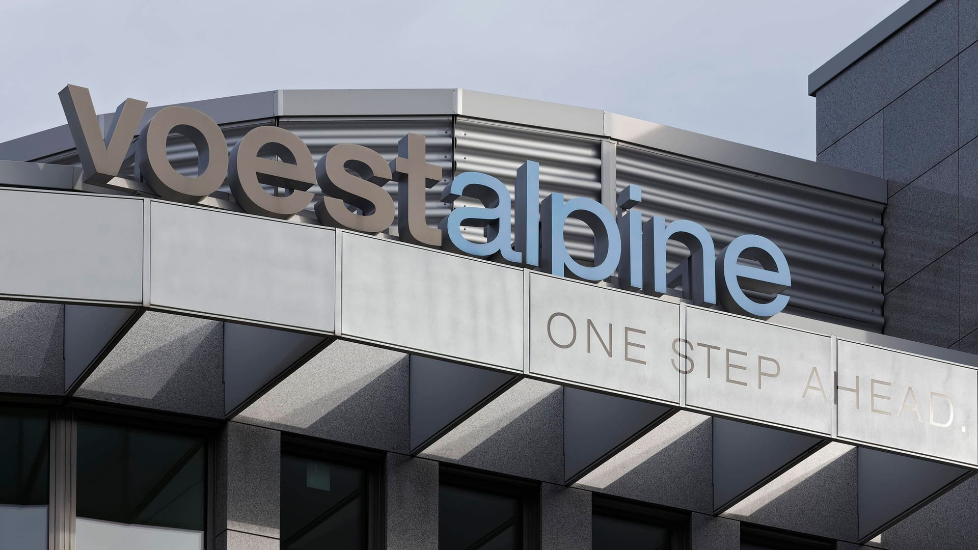 Gebäude einer Tochter des Voestalpine-Konzerns (Symbolbild): Bei der Metal Forming Division hat es eine Bilanzmanipulierung gegeben.