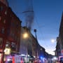 Berlin: Dachstuhlbrand am Rosenthaler Platz – Haus evakuiert