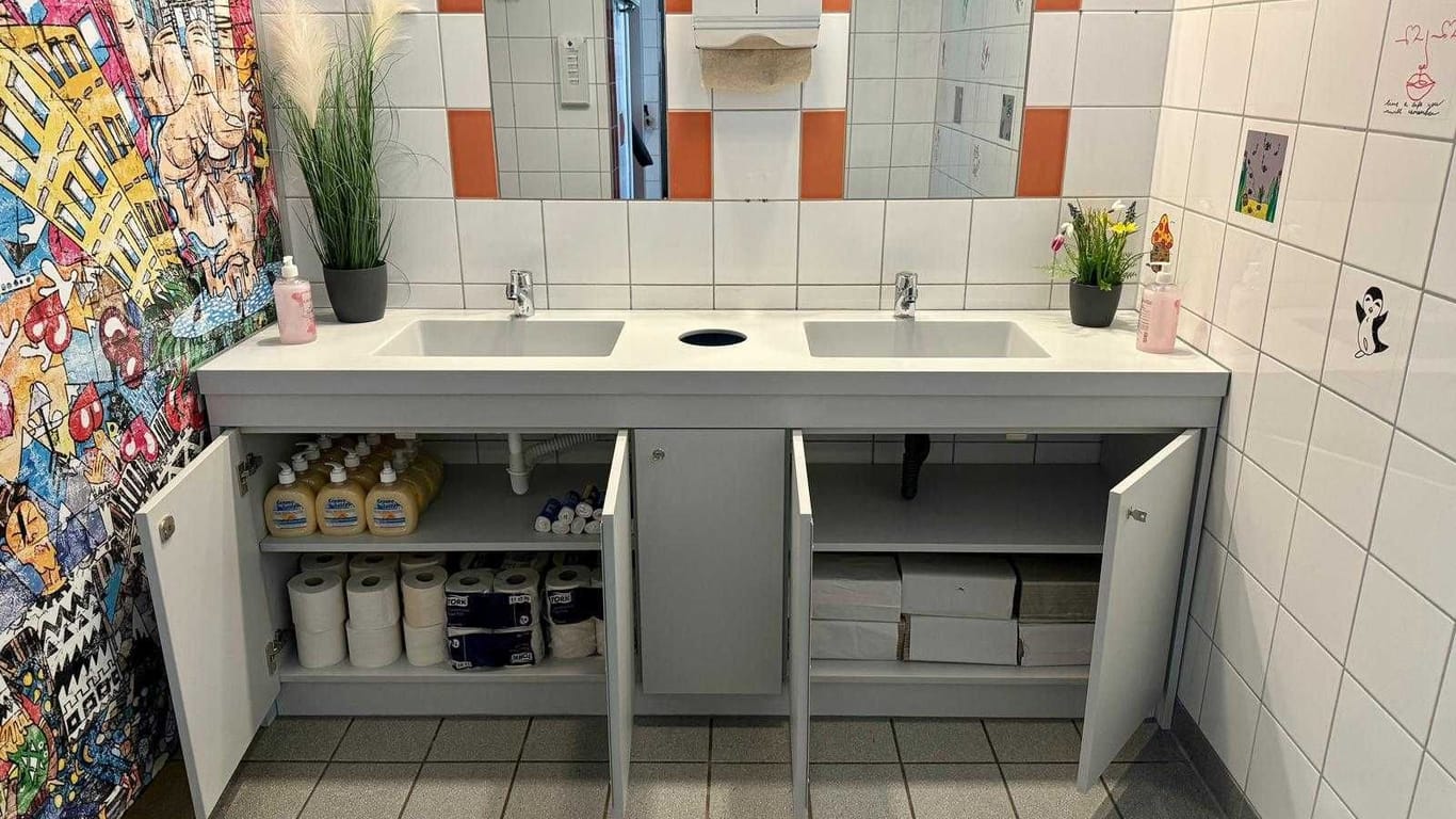 Sieger-Toilette der Hellweg-Realschule: Das Konzept ist gemeinsam mit den Schülern entstanden.
