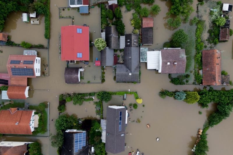 Das überschwemmte Pfaffenhofen an der Ilm: Ein Großteil des Ortes stand unter Wasser.