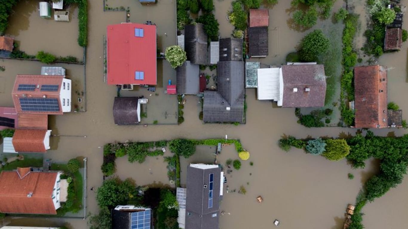 Das überschwemmte Pfaffenhofen an der Ilm: Ein Großteil des Ortes stand unter Wasser.