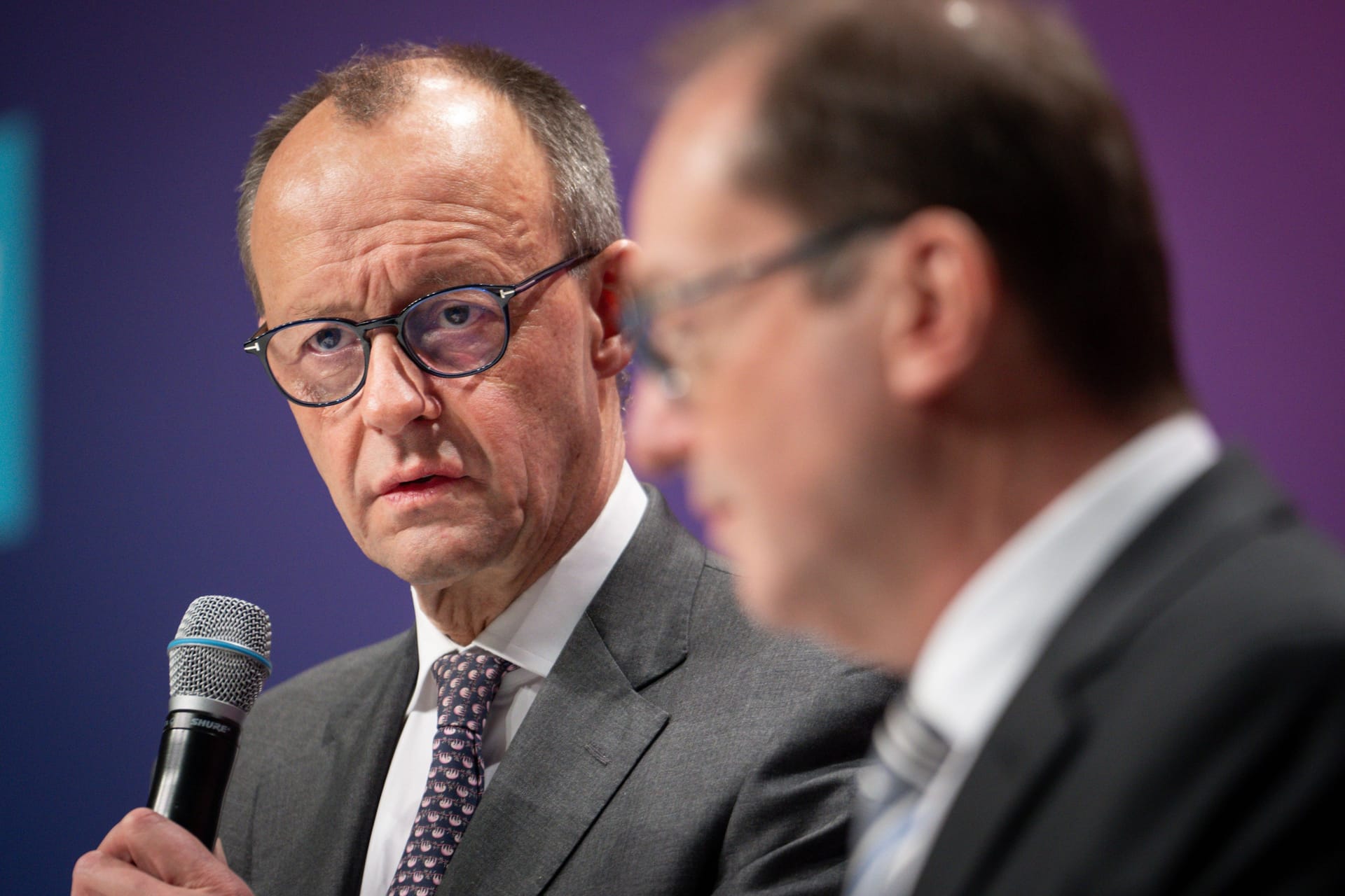 Alexander Dobrindt und Friedrich Merz: Die Spitzen der Unions-Fraktion im Bundestag streben einen Untersuchungsausschuss an.