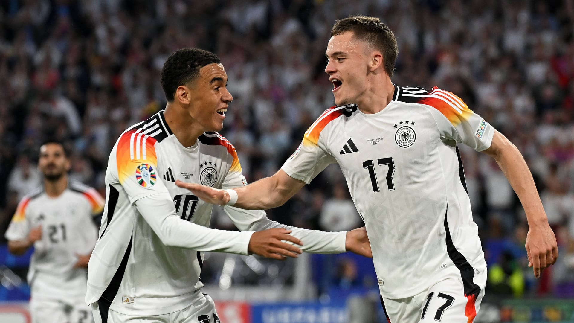 Jamal Musiala und Florian Wirtz (r.): Die beiden stehen mit Deutschland im EM-Achtelfinale.