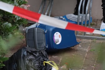 Katzenbox am Tatort: In dieser Box wurde das 21 Monate alte Mädchen entdeckt.