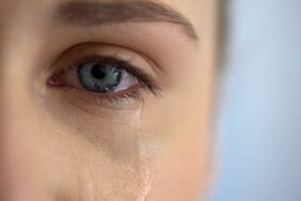Tränende Augen können verschiedene Ursachen haben.