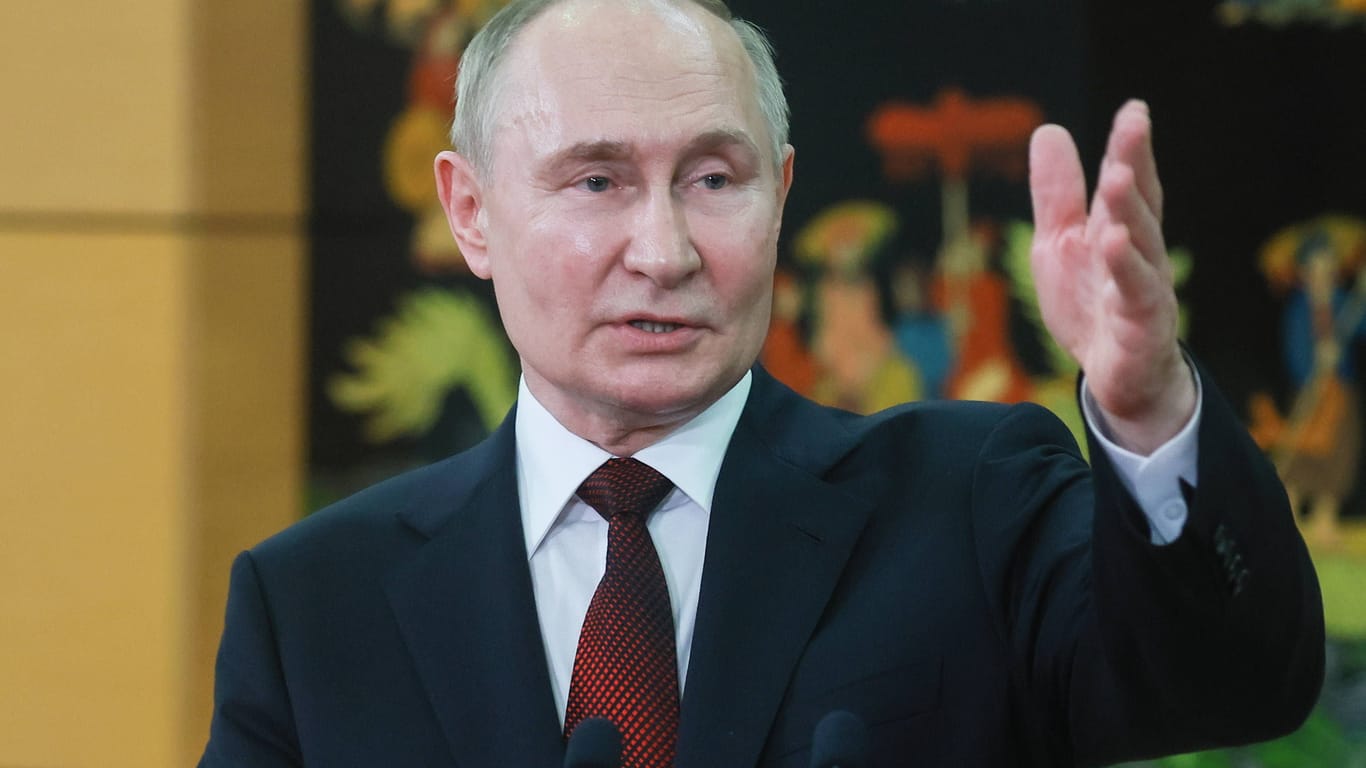 Wladimir Putin: Ein Vertrauter teilte mit, Tausende Einwanderer aufgegriffen zu haben.
