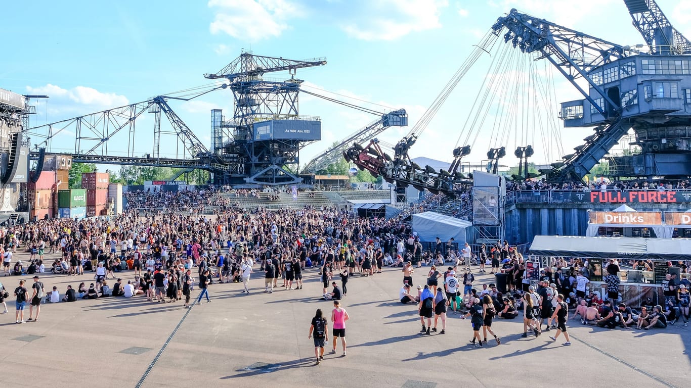 Festival auf dem Ferropolis-Gelände (Archivbild): In diesem Jahr starb ein Mann bei einem Festival auf dem Gelände.