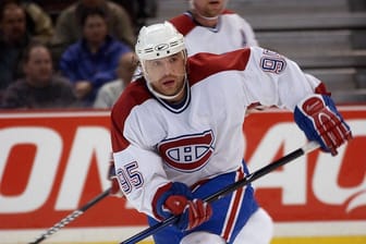 Sergei Berezin, hier im Einsatz für Montreal Canadiens (Archivbild): Der ehemalige Haie-Profi ist überraschend verstorben.