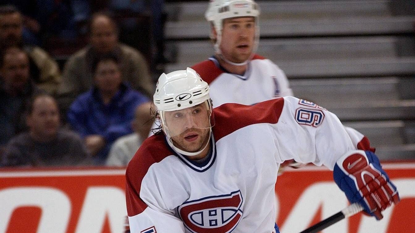 Sergei Berezin, hier im Einsatz für Montreal Canadiens (Archivbild): Der ehemalige Haie-Profi ist überraschend verstorben.