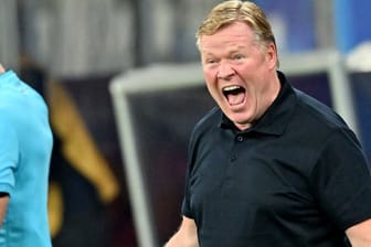 Trainer Ronald Koeman von den Niederlanden schreit ins Feld.