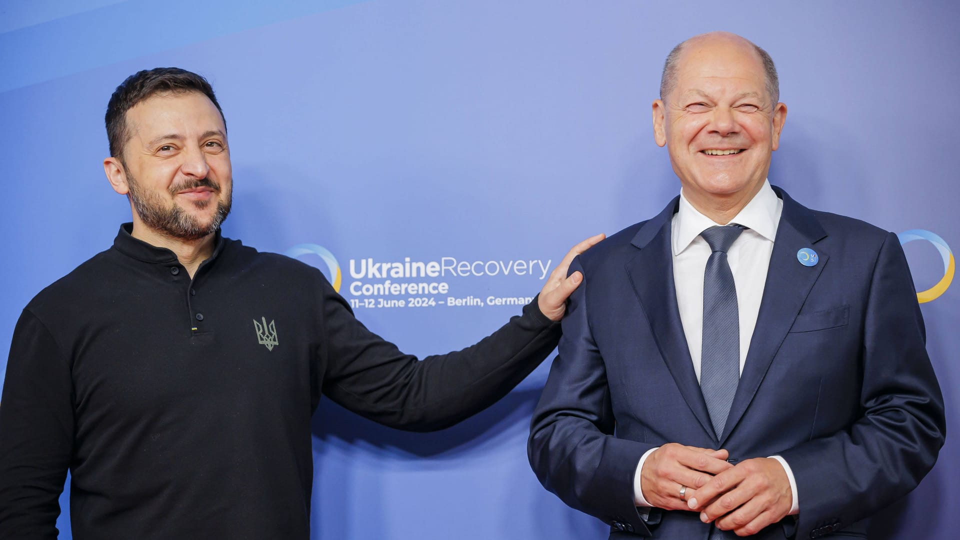 Olaf Scholz und Wolodymyr Selenskyj bei der Ukraine Konferenz in Berlin.