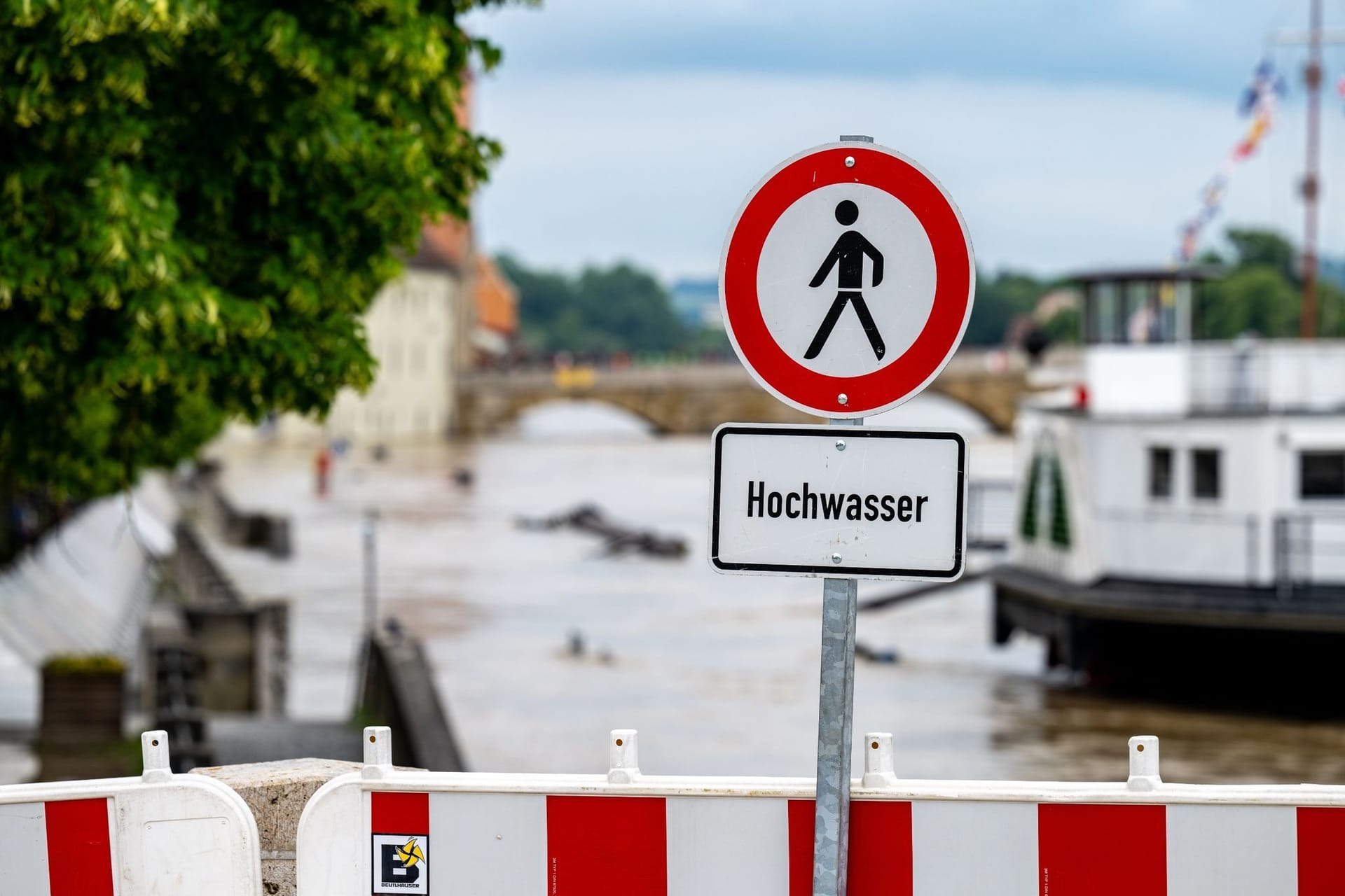 Hochwasser in Bayern - Regensburg