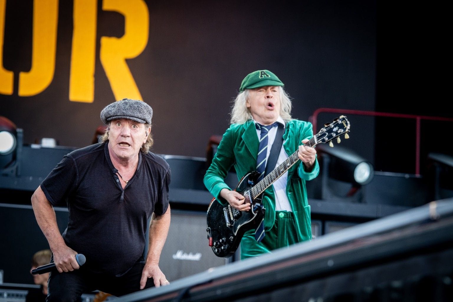 Brian Johnson und Angus Johnson in Dresden auf der Bühne: Womöglich ihre letzte Tour.