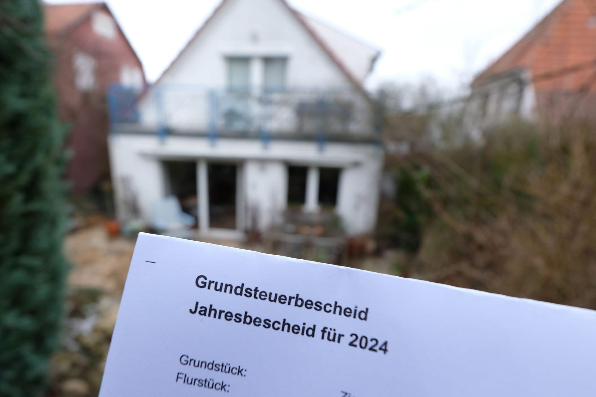 Grundsteuerbescheid für 2024: Eigentümer müssen der Ermittlung widersprechen können.