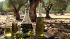 Olivenöl (Symbolbild): Die gestiegenen Preise könnten zu einer historisch niedrigen Nachfrage führen.