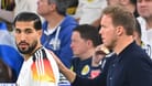 Bundestrainer Nagelsmann (r.) wechselt Emre Can beim EM-Auftakt gegen Schottland ein. Der Nachnominierte traf direkt.