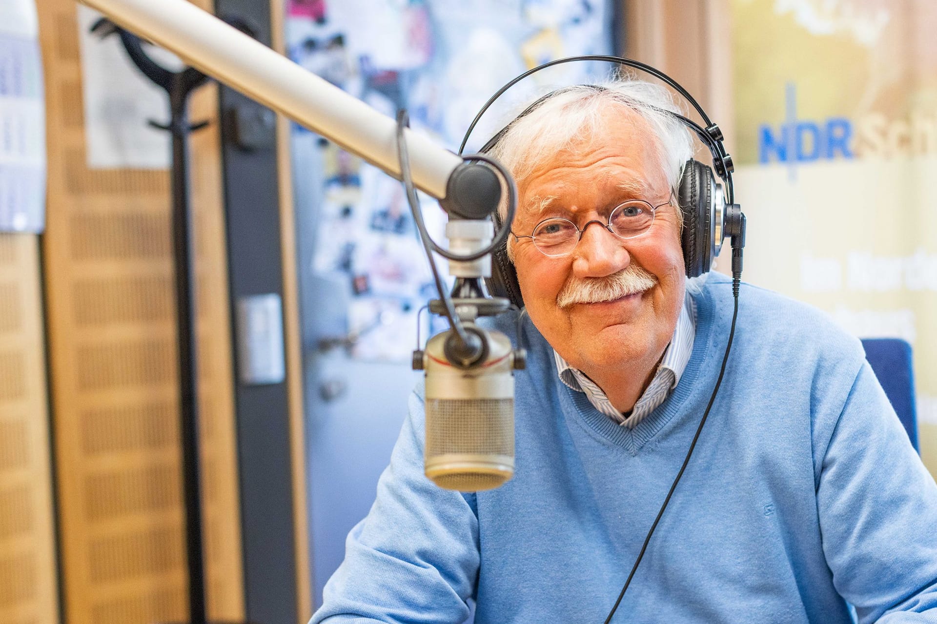 Carlo von Tiedemann ist zurück aus der Pause: Er moderiert bei NDR Schlager.