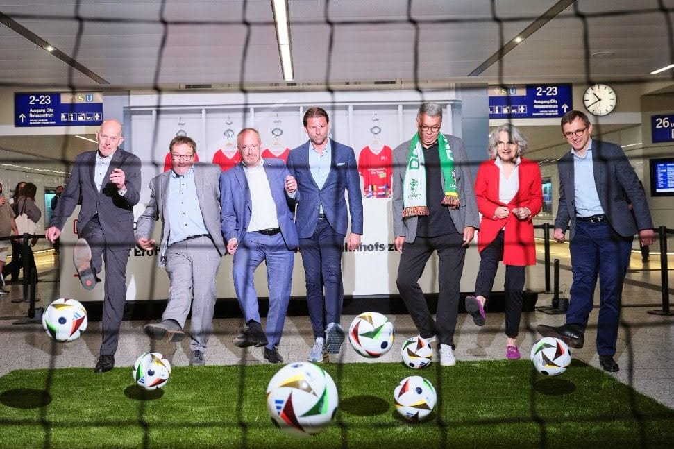 Die Fans können kommen: Am Montag wurde der Bahnhof in Dortmund feierlich eröffnet.