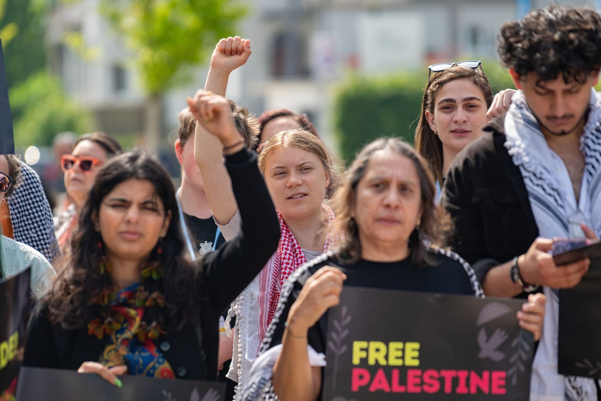 Greta Thunberg auf einer Kundgebung in Bonn