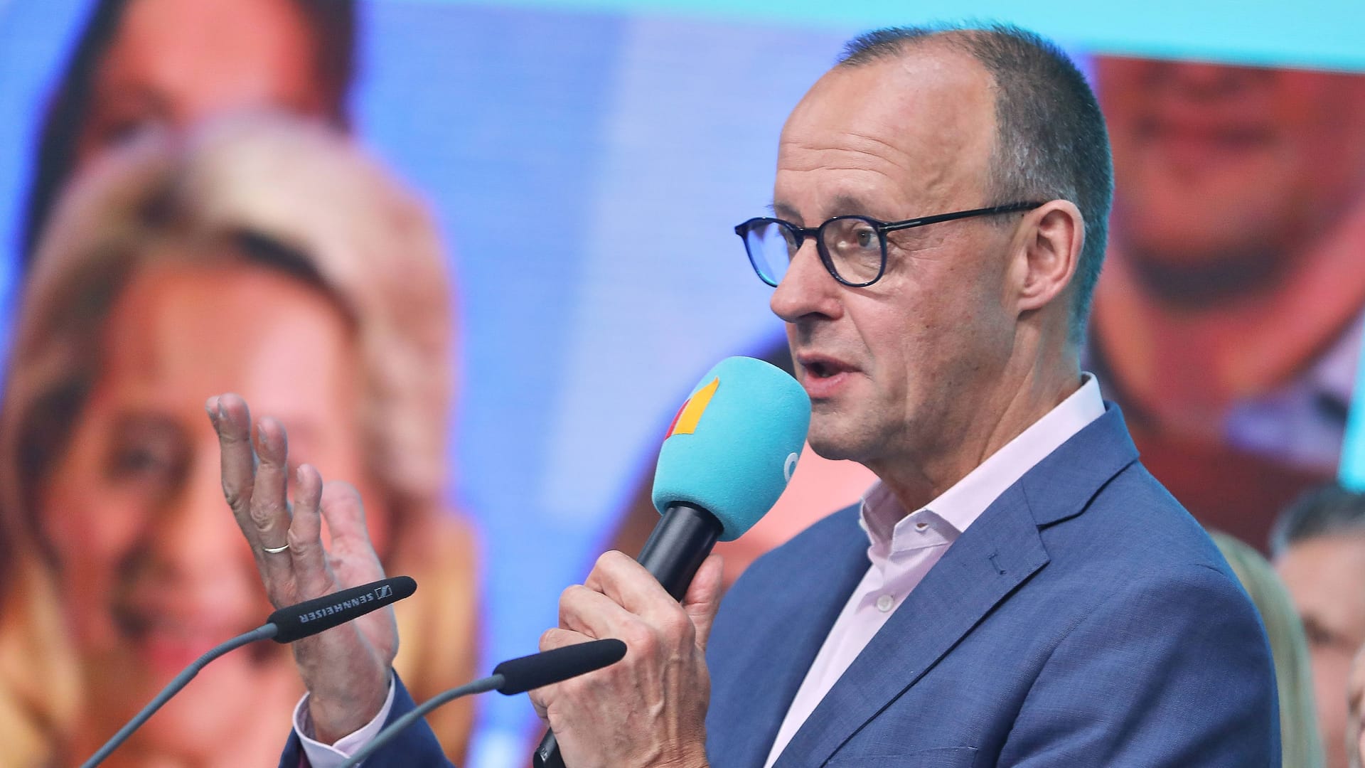 Friedrich Merz auf der Europawahlparty der CDU: Er ätzt gegen Kanzler Scholz.