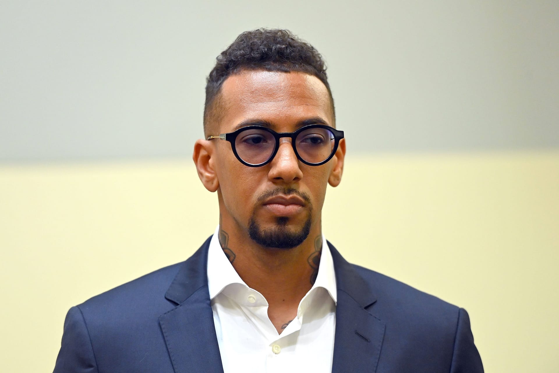 Jérôme Boateng vor Gericht: Der Ex-Fußballprofi muss sich erneut wegen Körperverletzung verantworten.