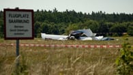 Bei Berlin: Kleinflugzeug auf Flugplatz nahe Potsdam abgestürzt