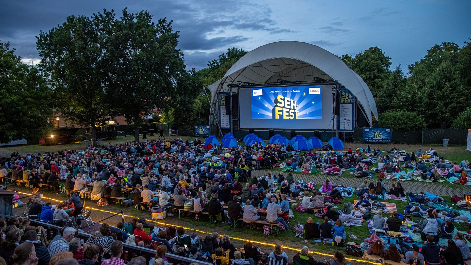 Seh-Fest in Hannover: Im vergangenen Jahr kamen insgesamt über 27.000 Freiluftkino-Fans zur Gilde Parkbühne.