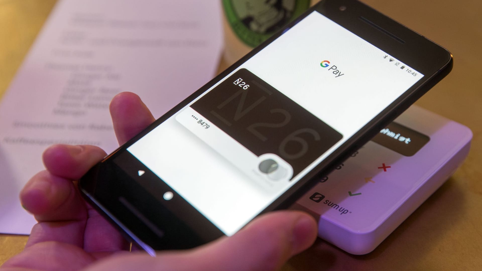 Kontaktloses Zahlen mit dem Smartphone Kontaktloses Zahlen mit dem Smartphone