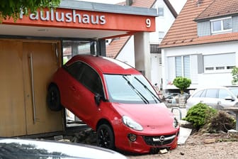 Zerstörung nach Hochwasser in Miedelsbach: Nach dem Wasser kommt der Schlamm.